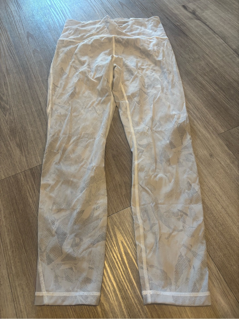 Lululemon size 8 Train Times pant